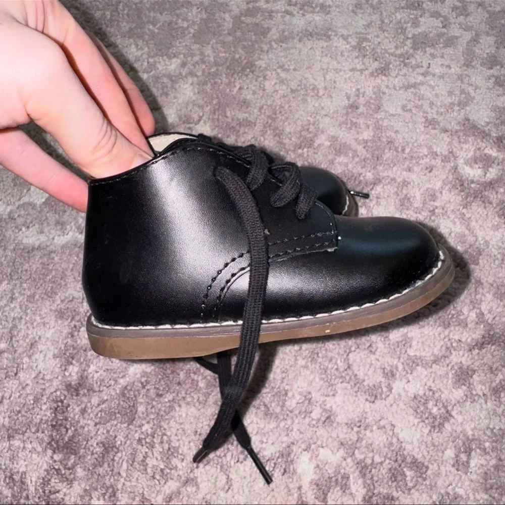 Footmates Boy’s 4.5 Black Todd Leather Shoes Boots